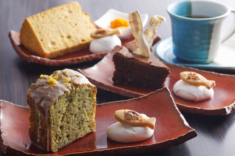 【カラダにやさしィィ　ベジケーキ　ふなずしクッキー】