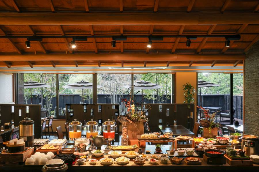 朝食バイキング