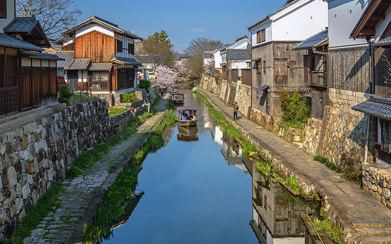 メイン